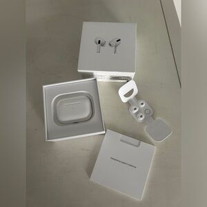 AirPod Pro 1st generation *left AirPod only
